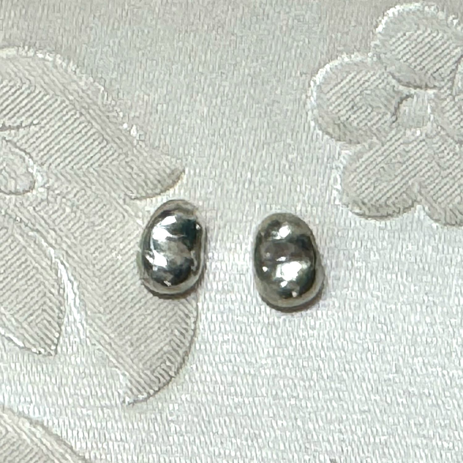 2.beansピアス（直径５㎜程度）sv925